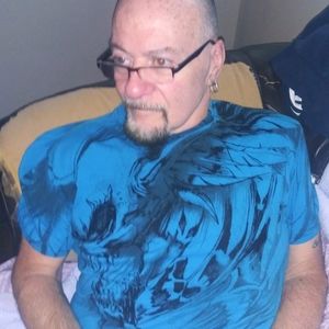 Meet your Posher, Dennis